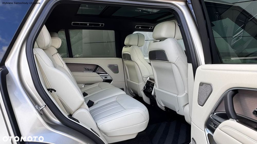 Land Rover Range Rover 4.4 V8 P535 LWB Autobiography - 13