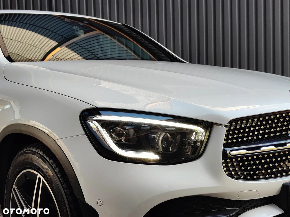 Mercedes-Benz GLC 220 d 4Matic 9G-TRONIC AMG Line - 10