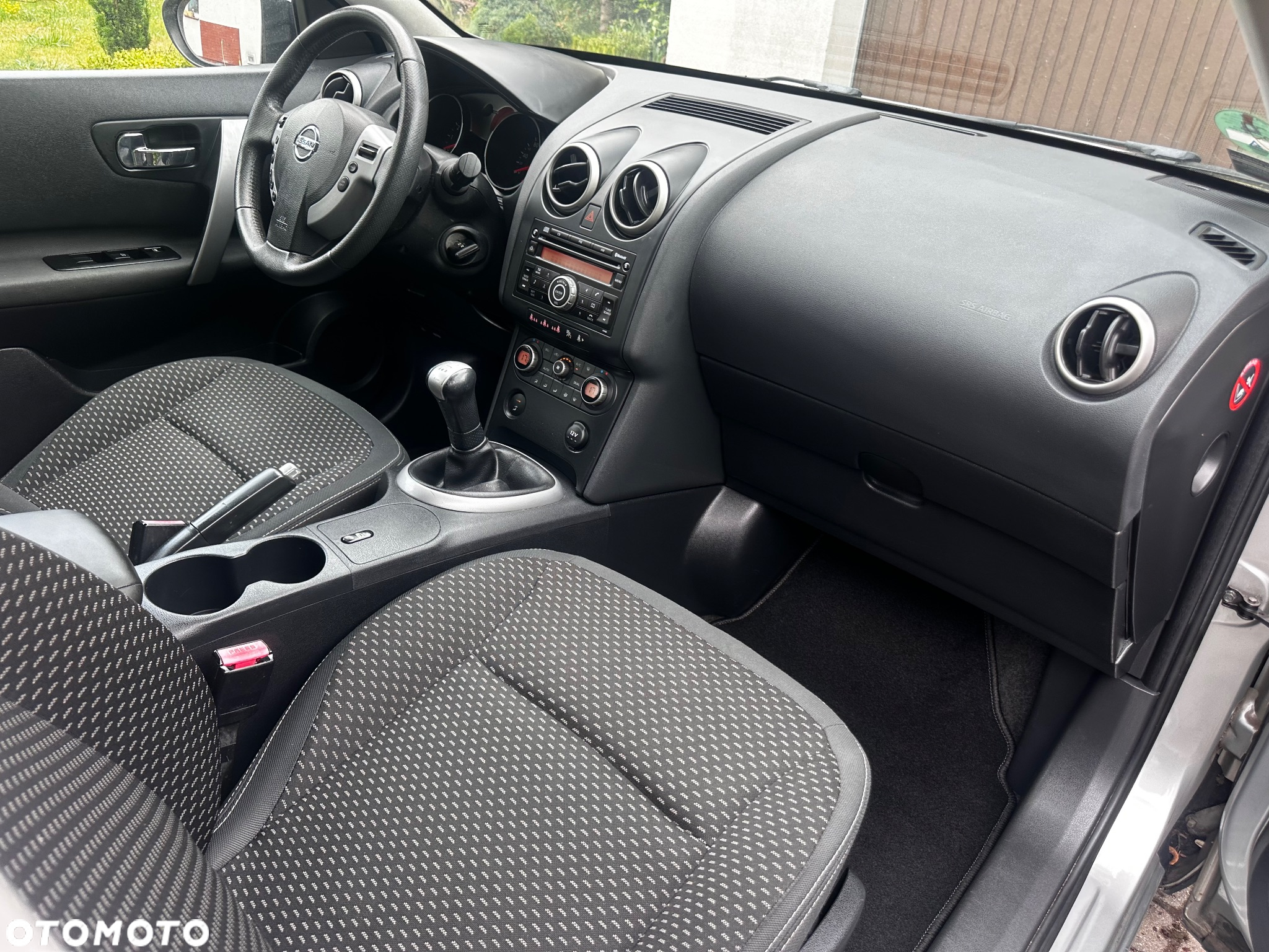 Nissan Qashqai 1.6 visia - 24