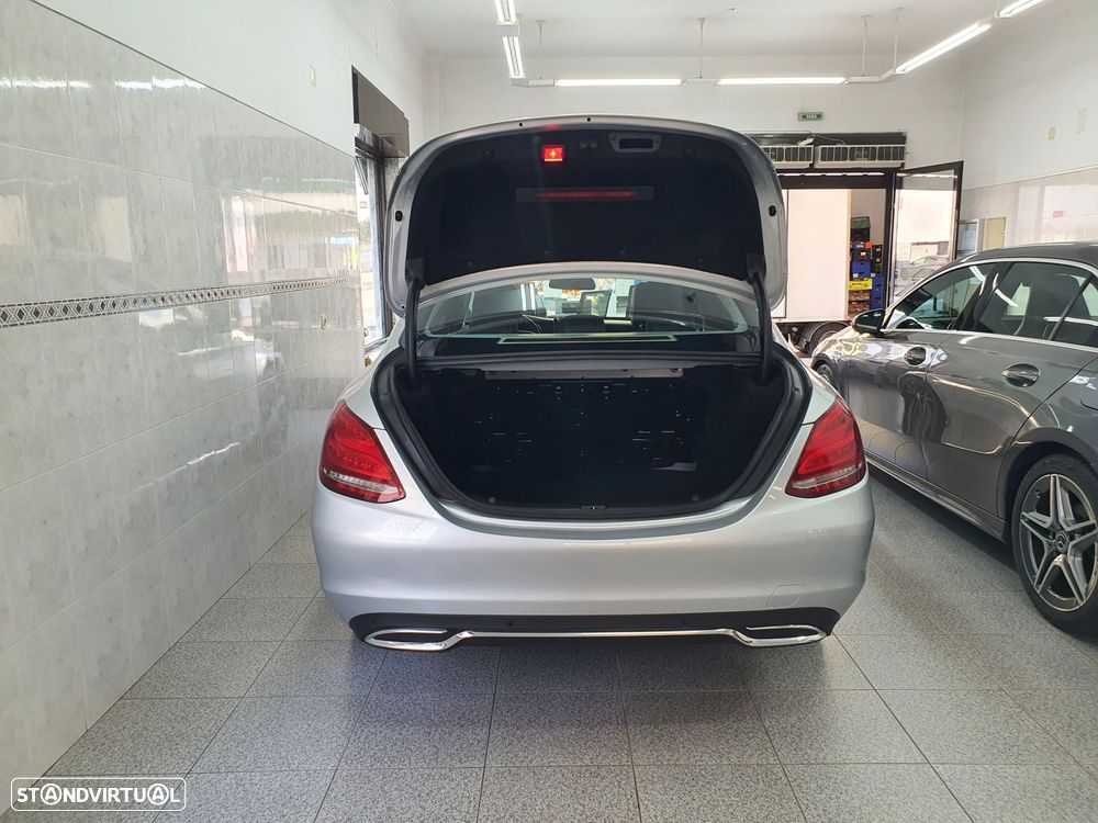 Mercedes-Benz C 300 h Avantgarde - 39