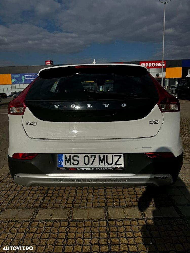 Volvo V40 D2 - 3