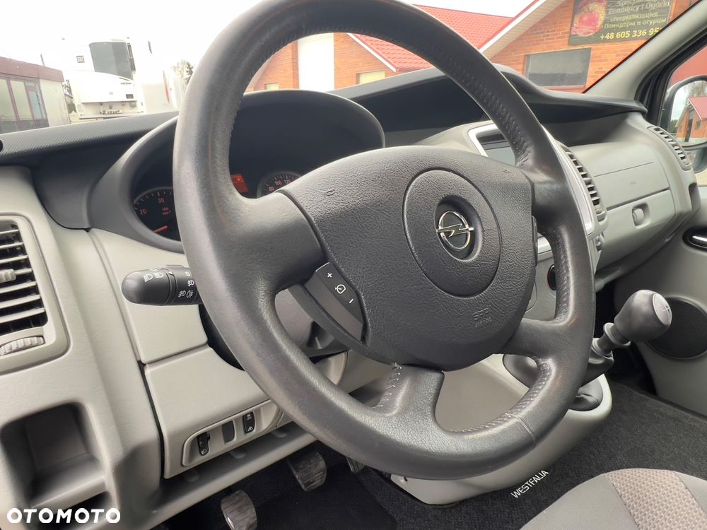 Opel Vivaro - 31