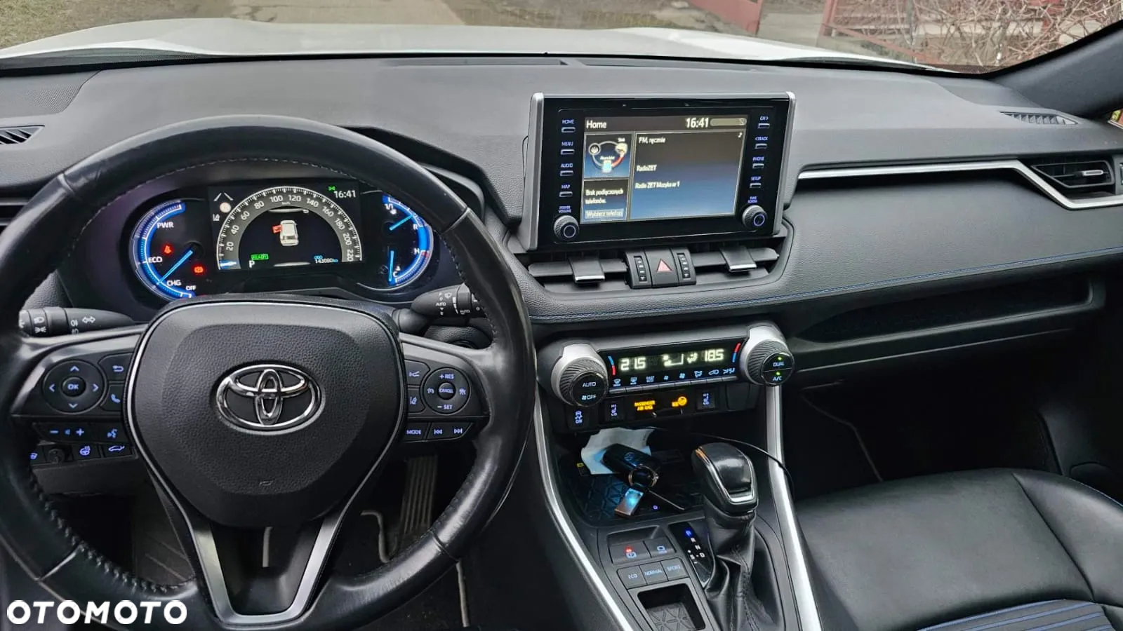Toyota RAV4 - 3