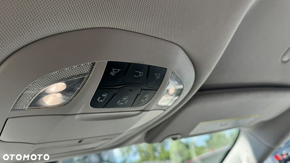Chrysler Pacifica - 21