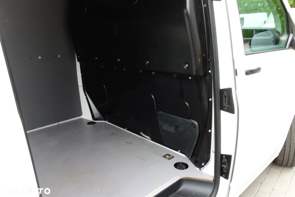 Volkswagen Transporter T6 Automat  2.0 TDI 150 KM L1H1 Klima Webasto - 12