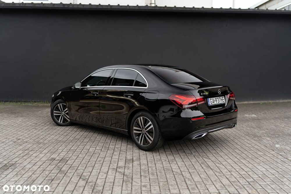 Mercedes-Benz Klasa A 180 Progressive 7G-DCT - 8