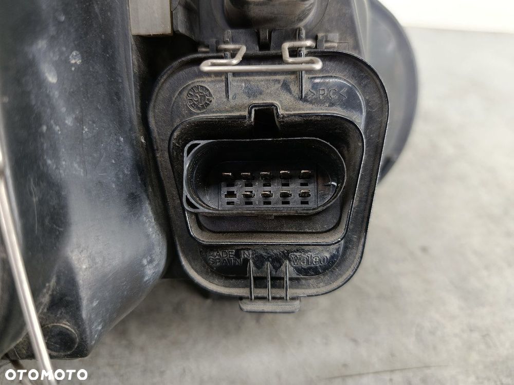 LAMPA PRZÓD LEWA VW GOLF IV 1J1941015B  67742010 VALEO - 7