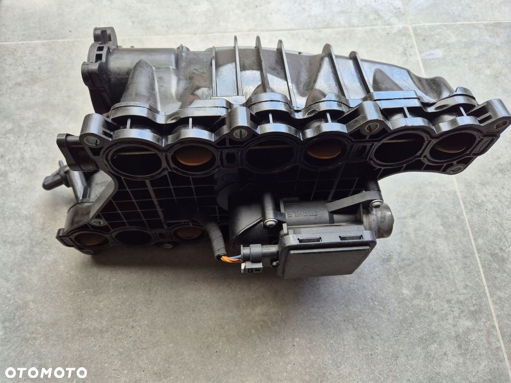 kolektor ssacy maserati ghibli 3.0d - 2