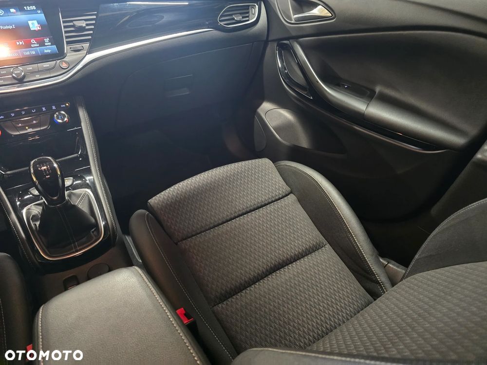 Opel Astra V 1.6 CDTI Dynamic S&S - 22