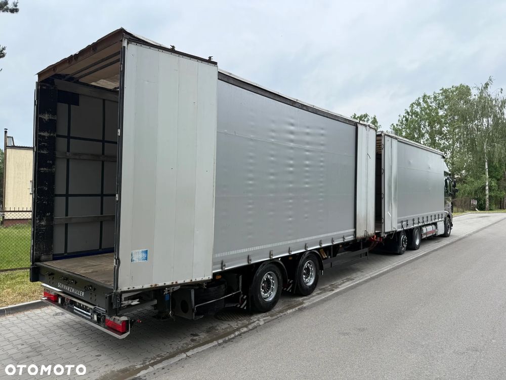 DAF XF510 SSC 6x2 JUMBO OŚ PODNOSZONA AUTOMAT RETARDER STANDKLIMA PRZEBIEG:760000km XENONY SKÓRA LODÓWKA ZABUDOWA FIRANKA DŁ:7.80m NOWA PLANDEKA!!! EURO 6 2017r + PRZYCZEPA TANDEM SCHWARZMULLER OSIE SAF ZABUDOWA FIRANKA DŁ:7.80m NOWA PLANDEKA!!! 2012r ZESTAW PRZEJAZDOWY PRZESTRZENNY 120m3 ŁADNY - 9
