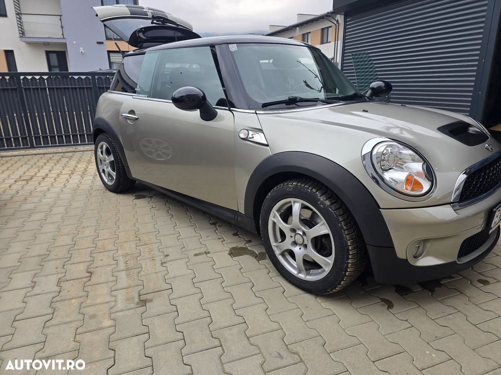 Mini Cooper S Standard - 5