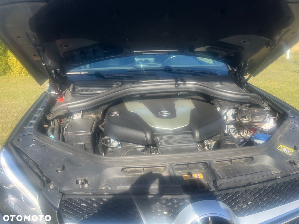 Mercedes-Benz GLE - 15