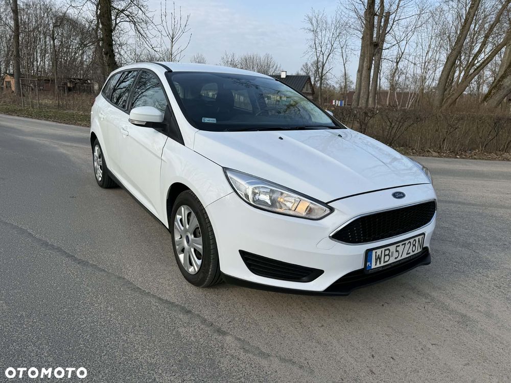 Ford Focus 1.5 TDCi SYNC Edition - 4