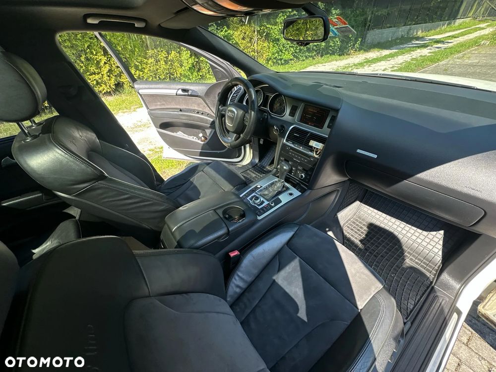 Audi Q7 - 17
