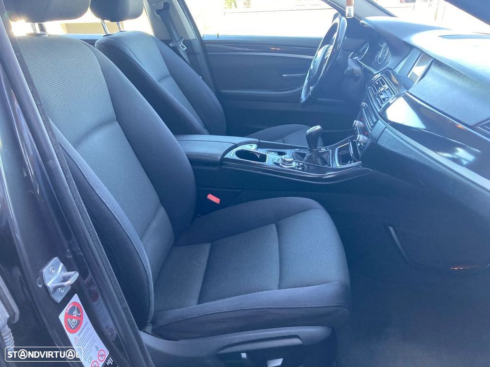 BMW 520 d Line Modern - 34