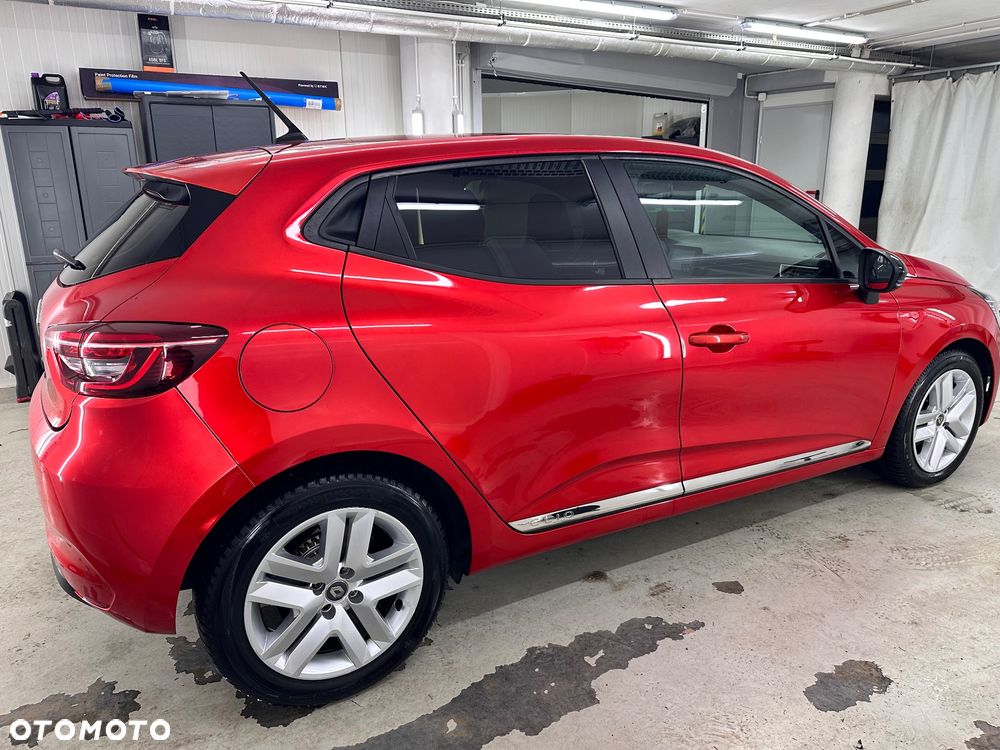 Renault Clio - 6