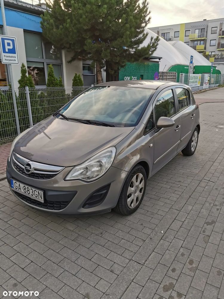Opel Corsa 2012 photo 2