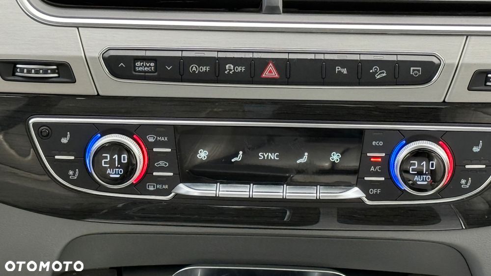 Audi Q7 - 12