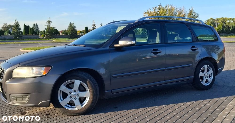 Volvo V50 D2 Momentum Start-Stop - 2