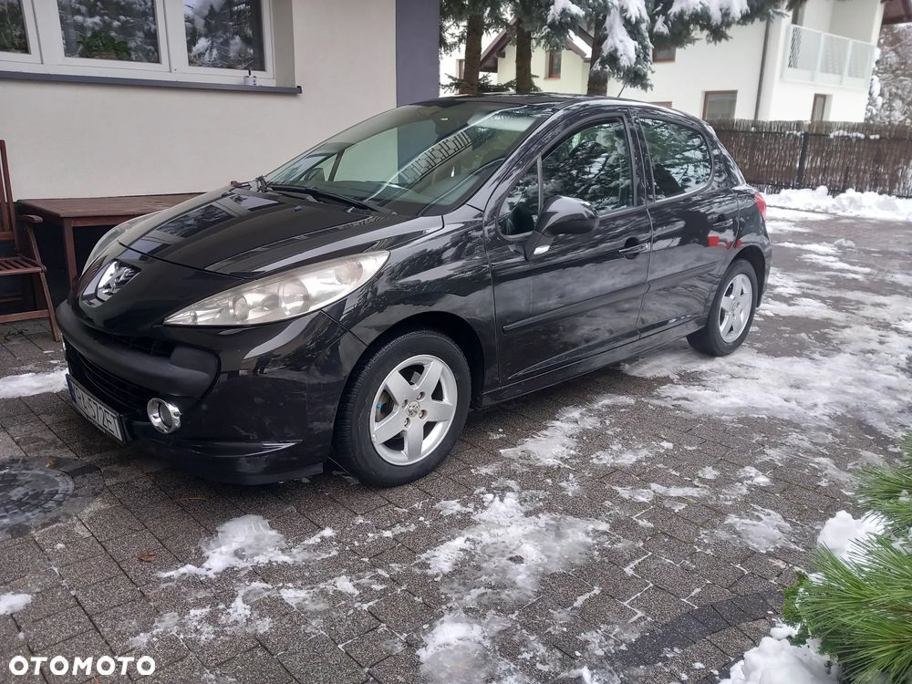 Peugeot 207 1.4 16V Presence - 1