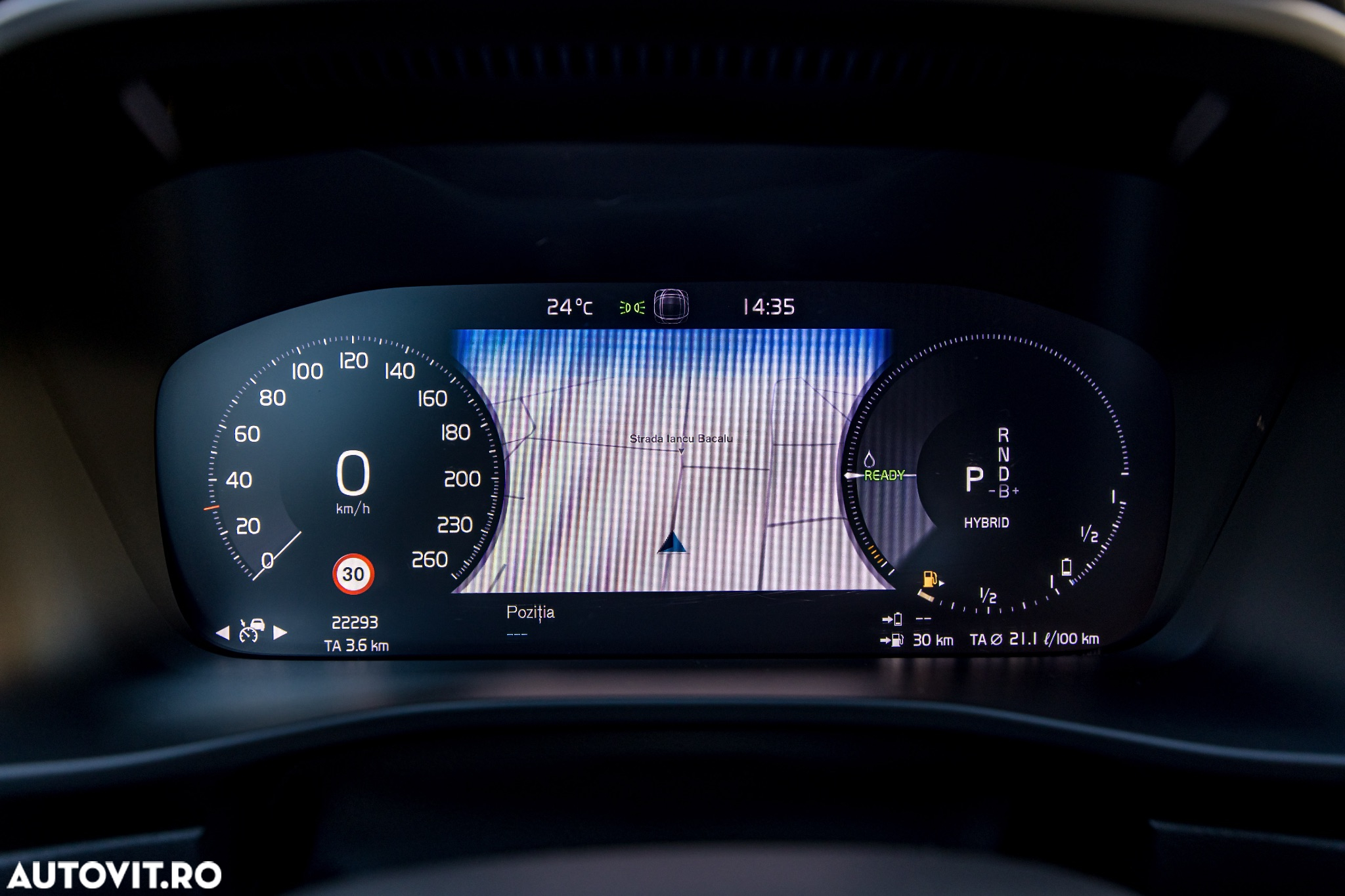 Volvo XC 40 Recharge T5 Twin Engine AT7 R-Design Expression - 18