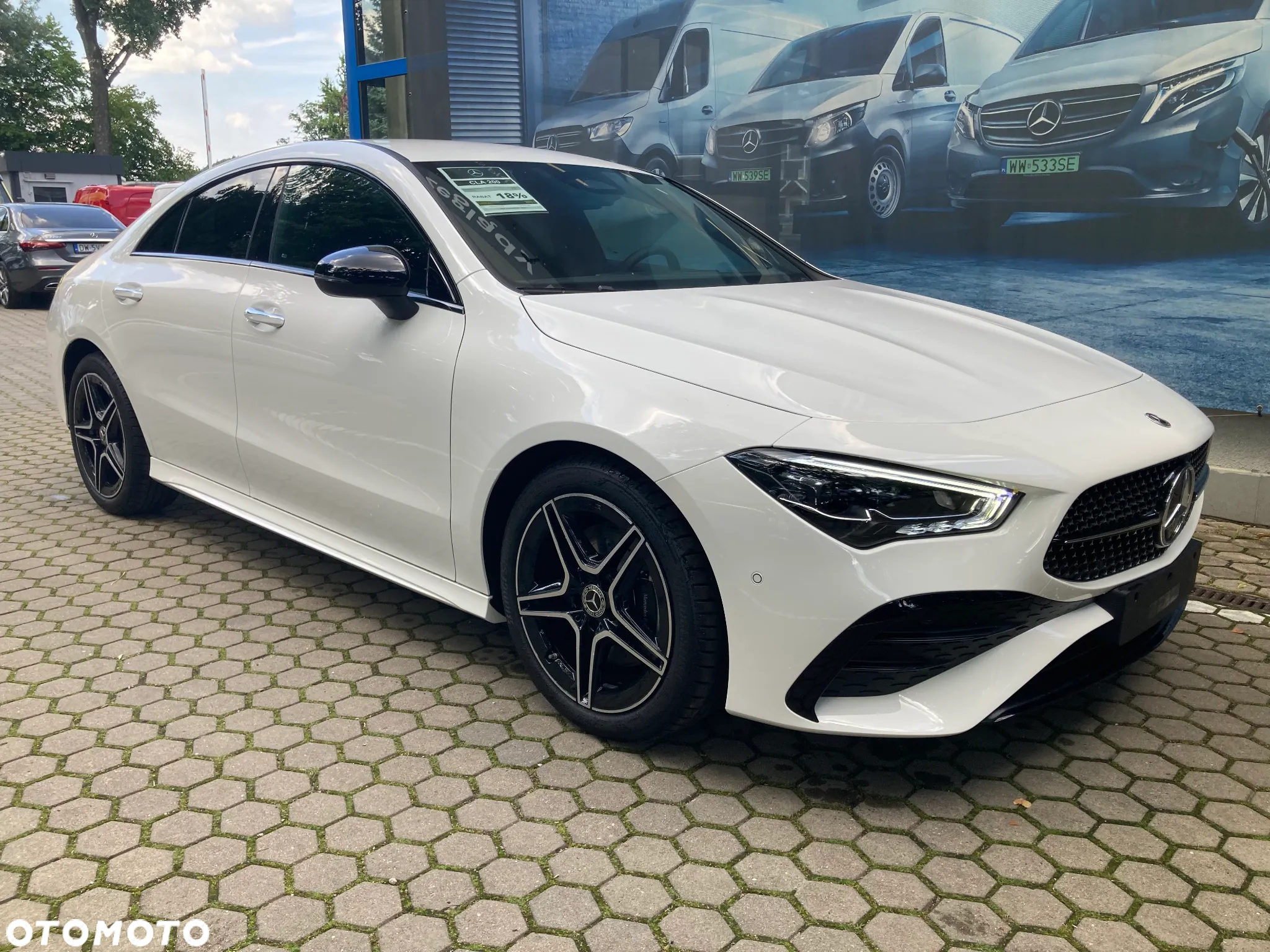 Mercedes-Benz CLA 200 AMG Line 7G-DCT - 2