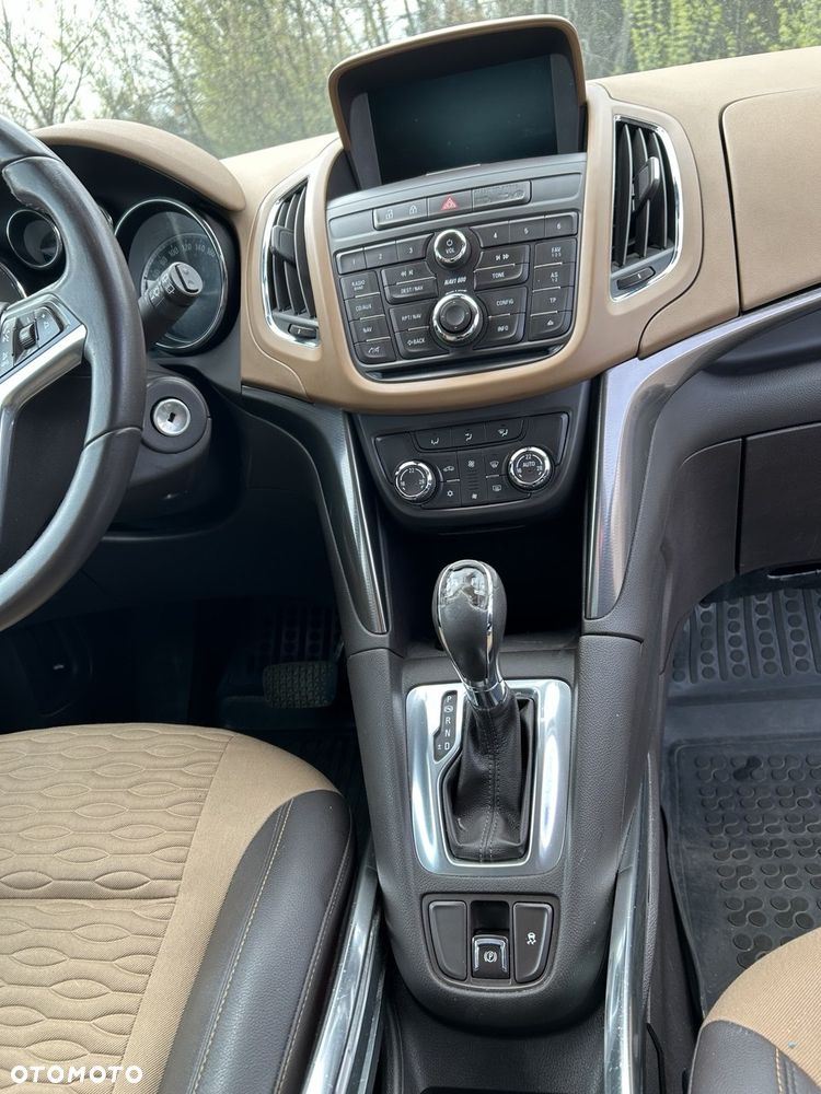 Opel Zafira Tourer 2.0 CDTI Automatik Innovation - 10