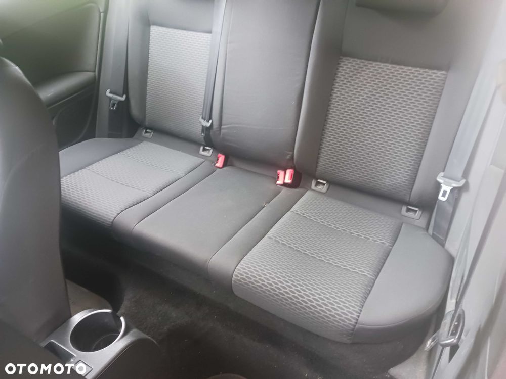 Volkswagen Golf - 5