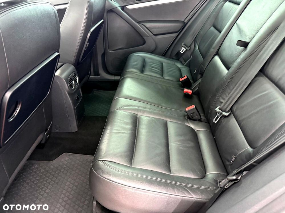 Volkswagen Tiguan 1.4 TSI 4Mot Perfectline R-Style - 24