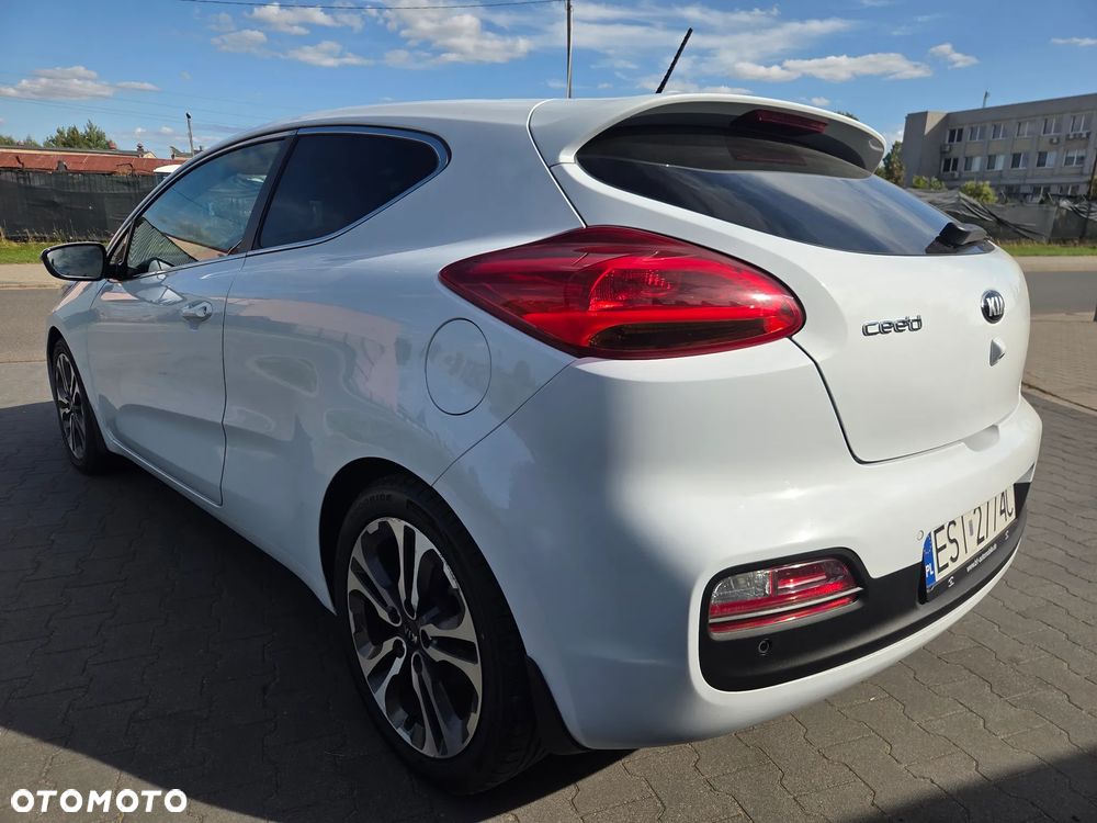 Kia ProCeed 1.6 GDI DCT Spirit - 4