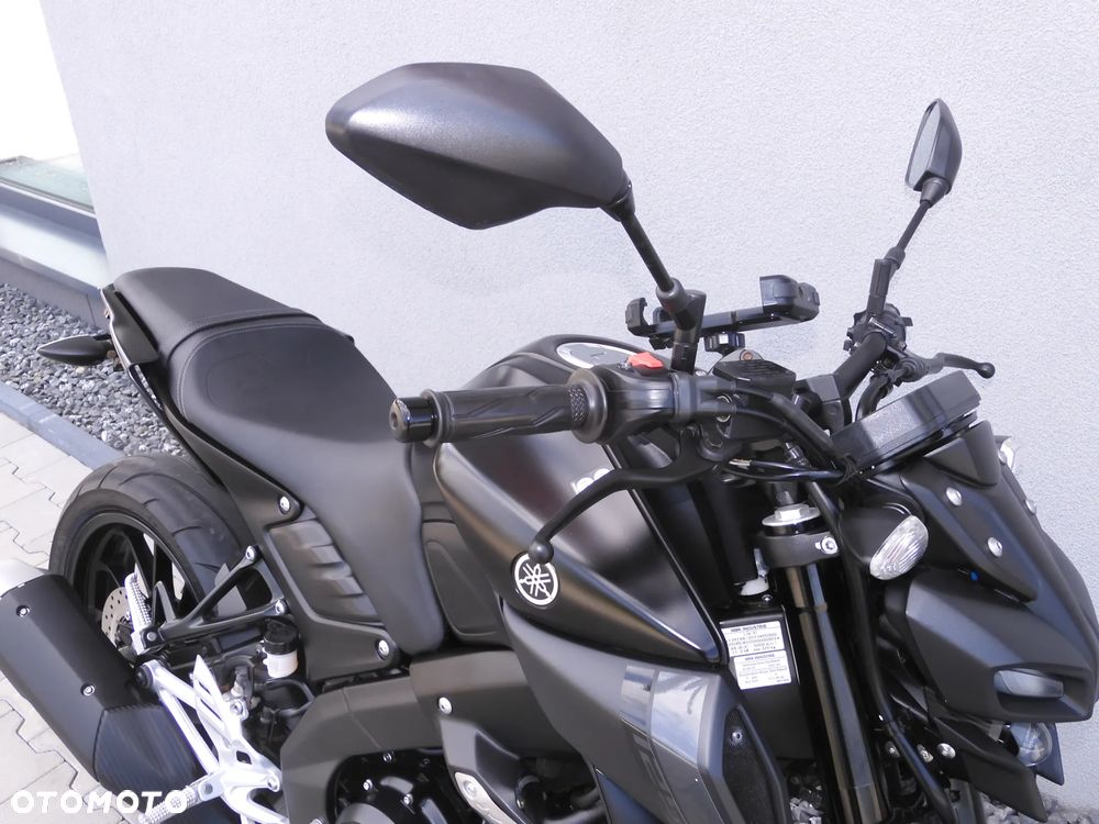 Yamaha MT - 21