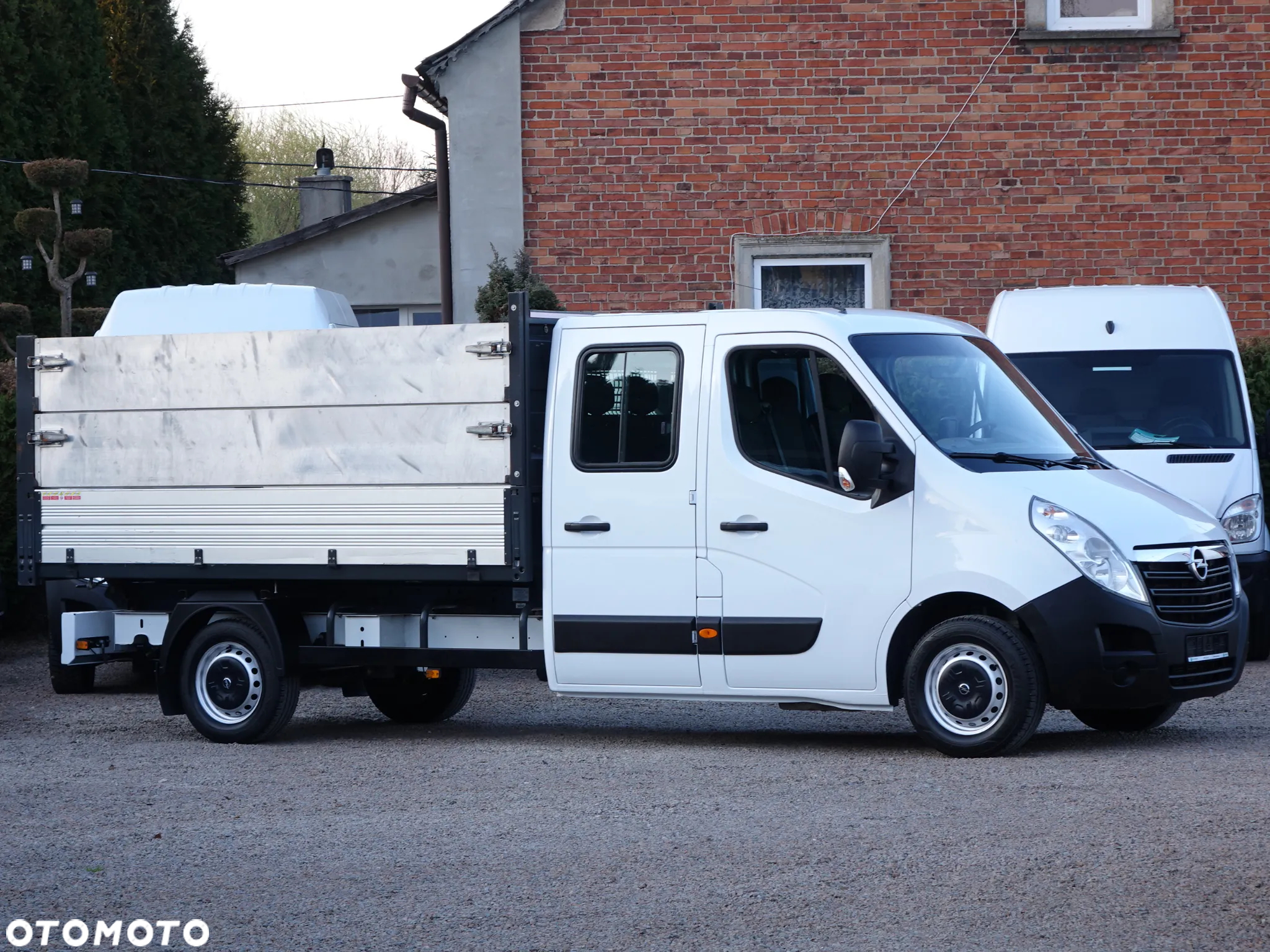 Renault Master 7-osobowy WYWROTKA doka MAŁY PRZEBIEG - 7