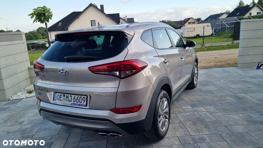 Hyundai Tucson 2.0 CRDi 4WD Automatik Intro Edition - 5