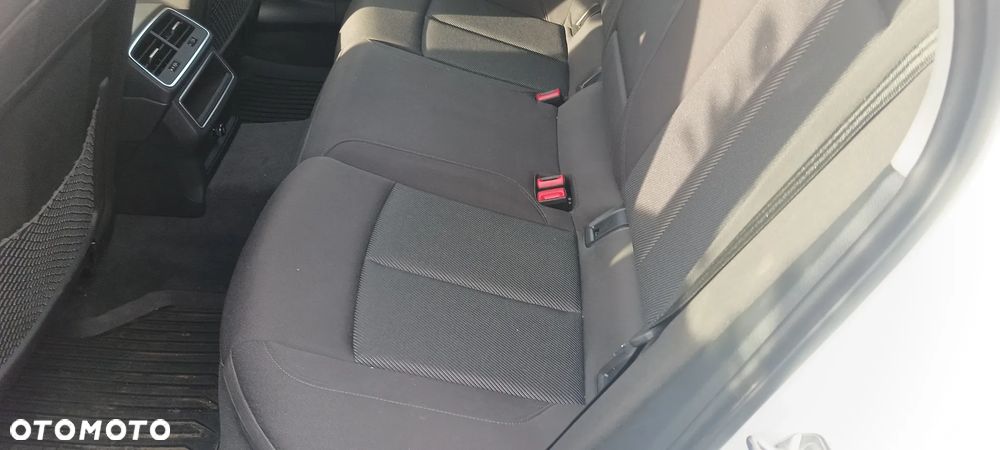 Audi A6 Avant - 14