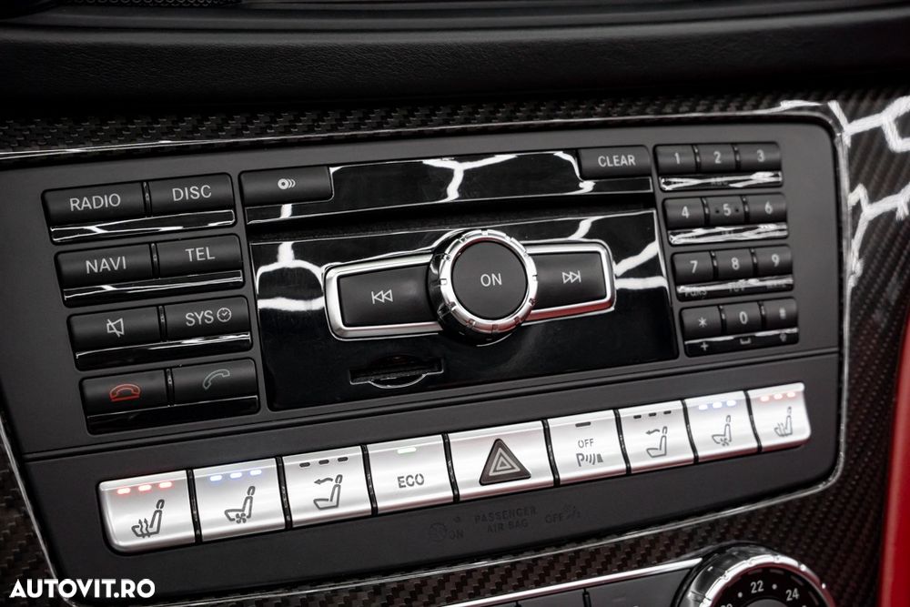 Mercedes-Benz SL ver-63-amg-amg-speedshift-mct-7--gang-sportgetriebe-amg-performance-package - 36