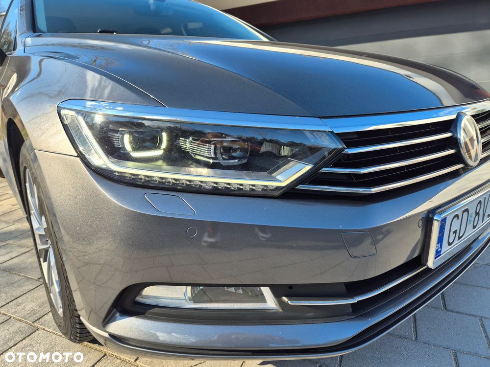 Volkswagen Passat - 8