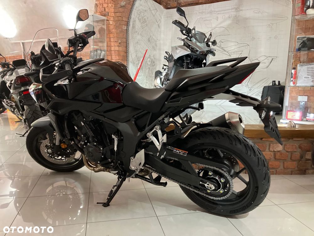 Honda CB - 2