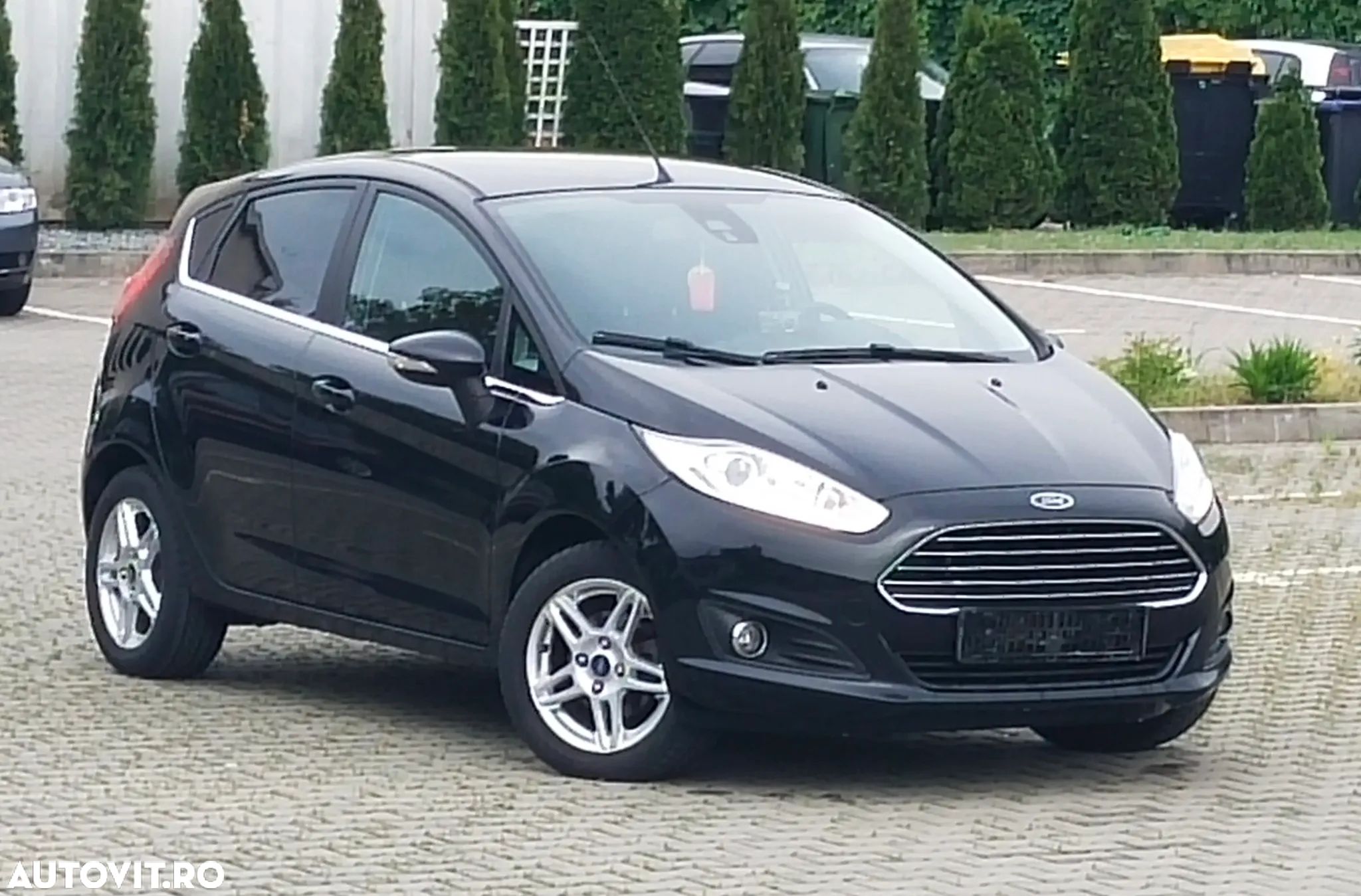 Ford Fiesta 1.6 TDCi DPF Titanium - 1