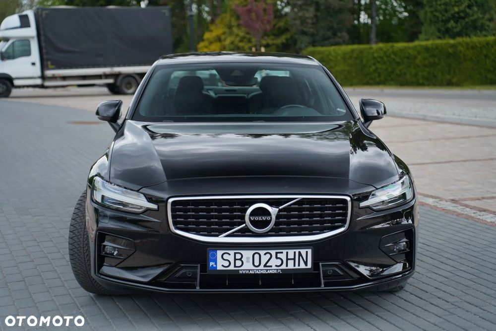 Volvo S60 T5 R-Design - 5