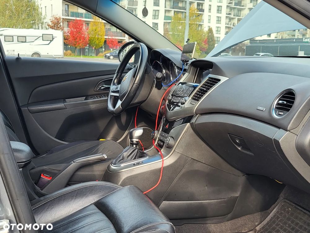 Chevrolet Cruze - 22