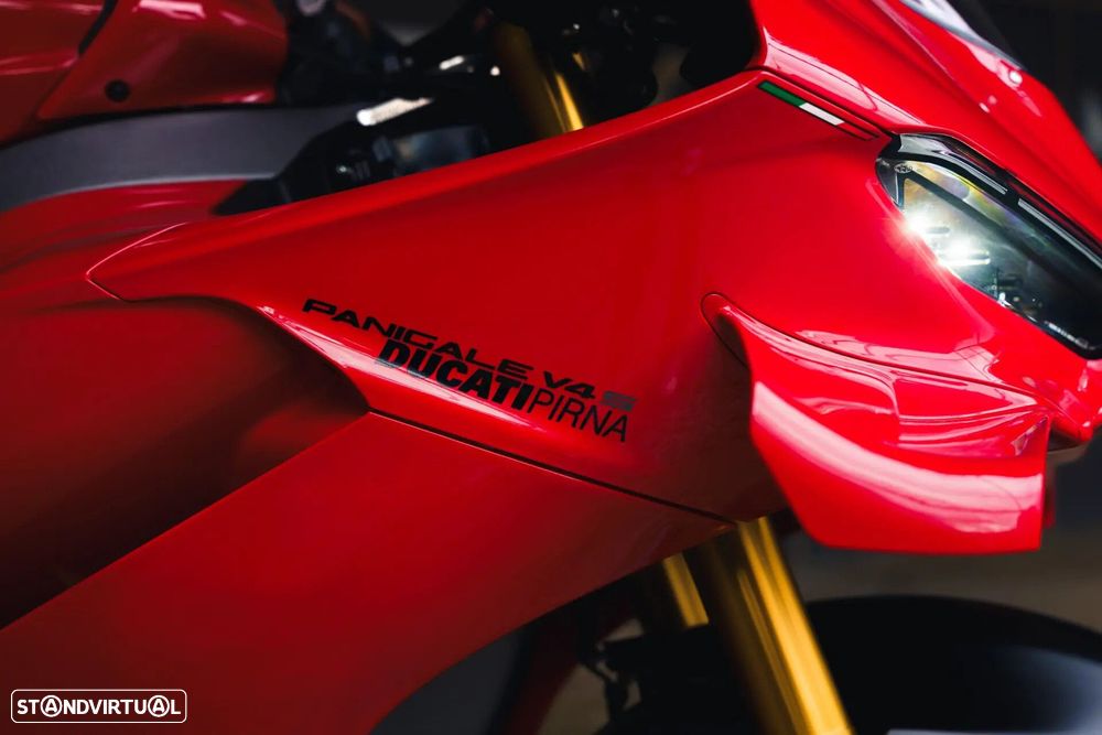 Ducati Panigale V4 S - 18
