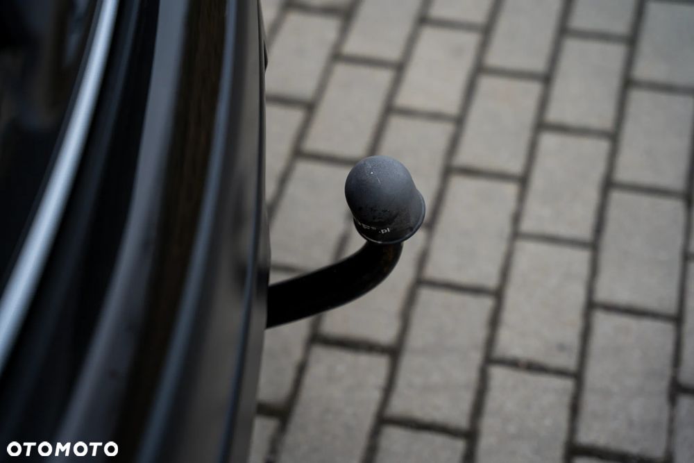 Nissan Qashqai 2.0 dCi 4 x 4 DPF tekna - 11