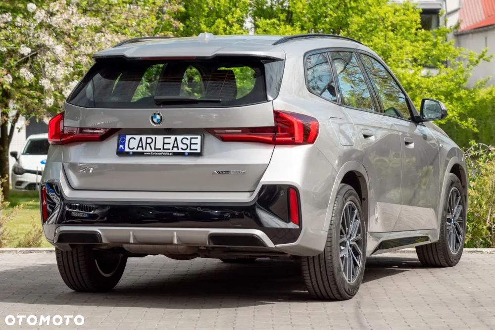 BMW X1 sDrive20d mHEV - 11