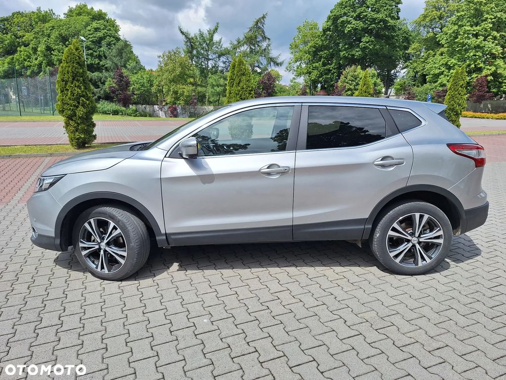 Nissan Qashqai 1.6 DCi 4x4 Tekna EU6 - 8