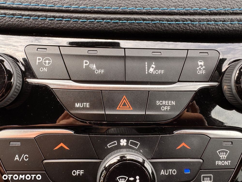 Chrysler Pacifica - 21