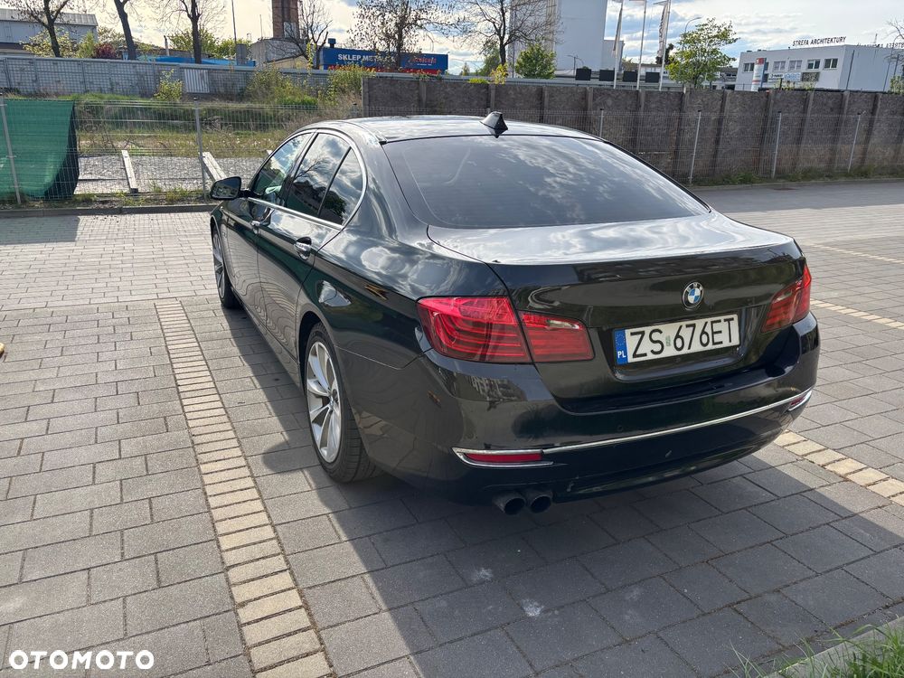BMW Seria 5 520d xDrive Luxury Line - 12