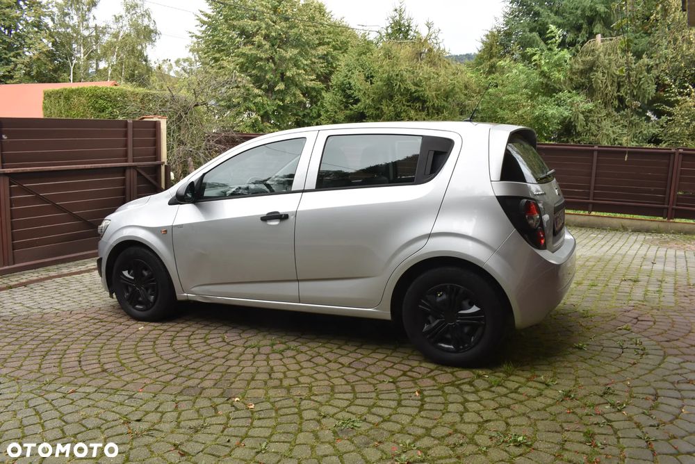 Chevrolet Aveo 1.2 LS+ - 5