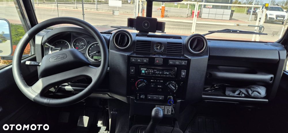 Land Rover Defender 90 DPF Adventure - 9