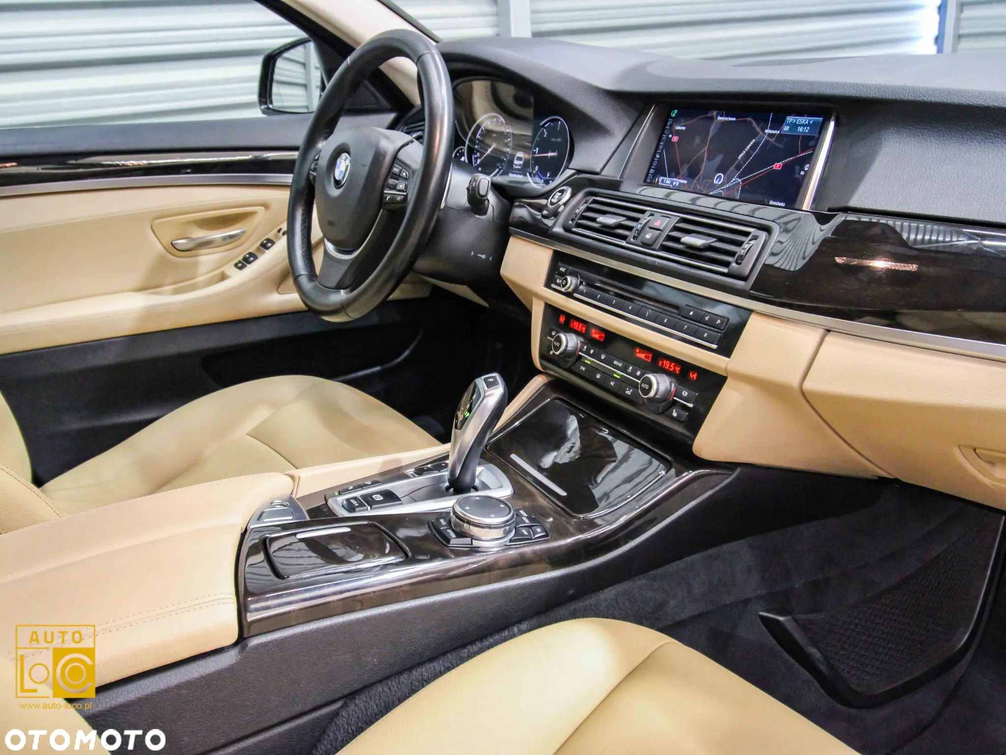 BMW Seria 5 520d xDrive Luxury Line - 16