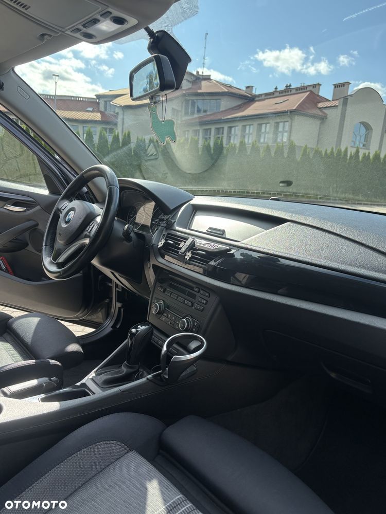 BMW X1 xDrive20d - 16